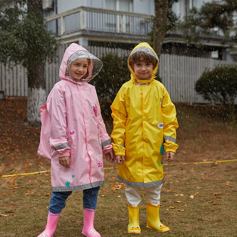 Type de sécurité 3D avec imperméable pour enfants en position cartable